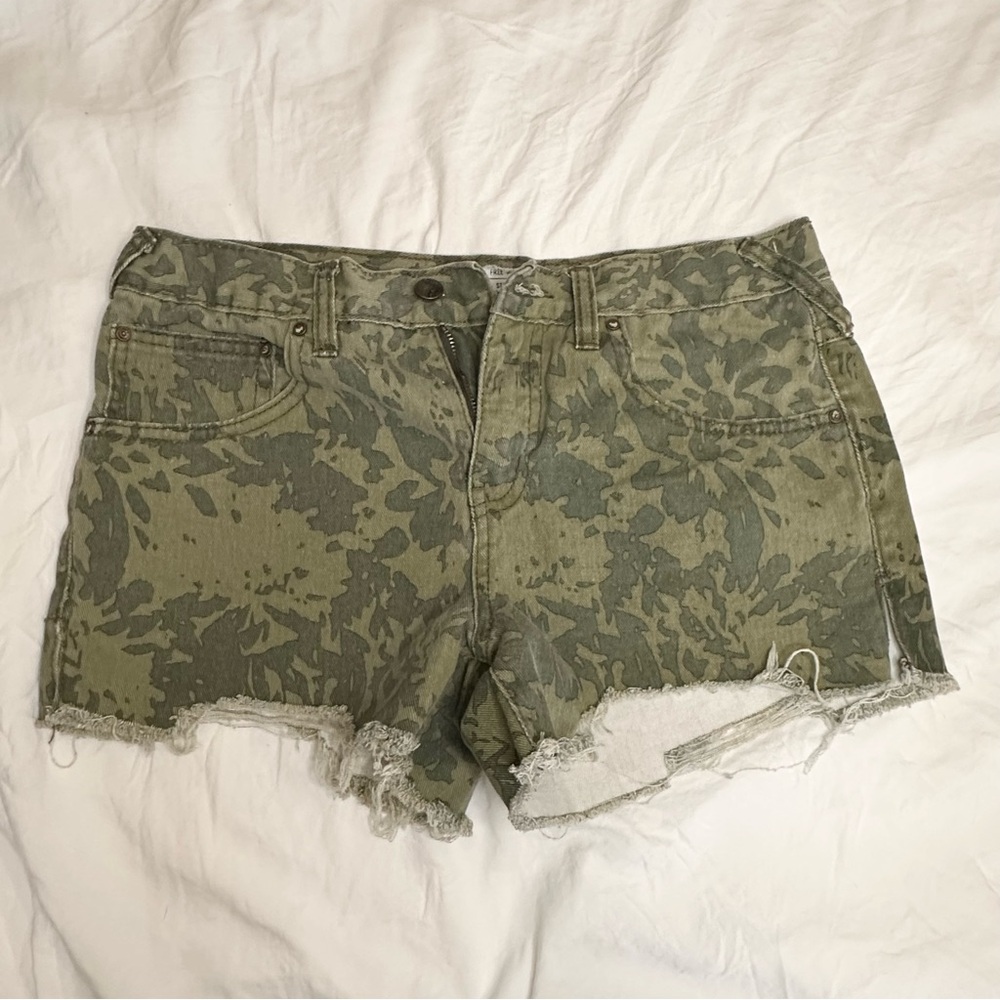 Free People cut off shorts